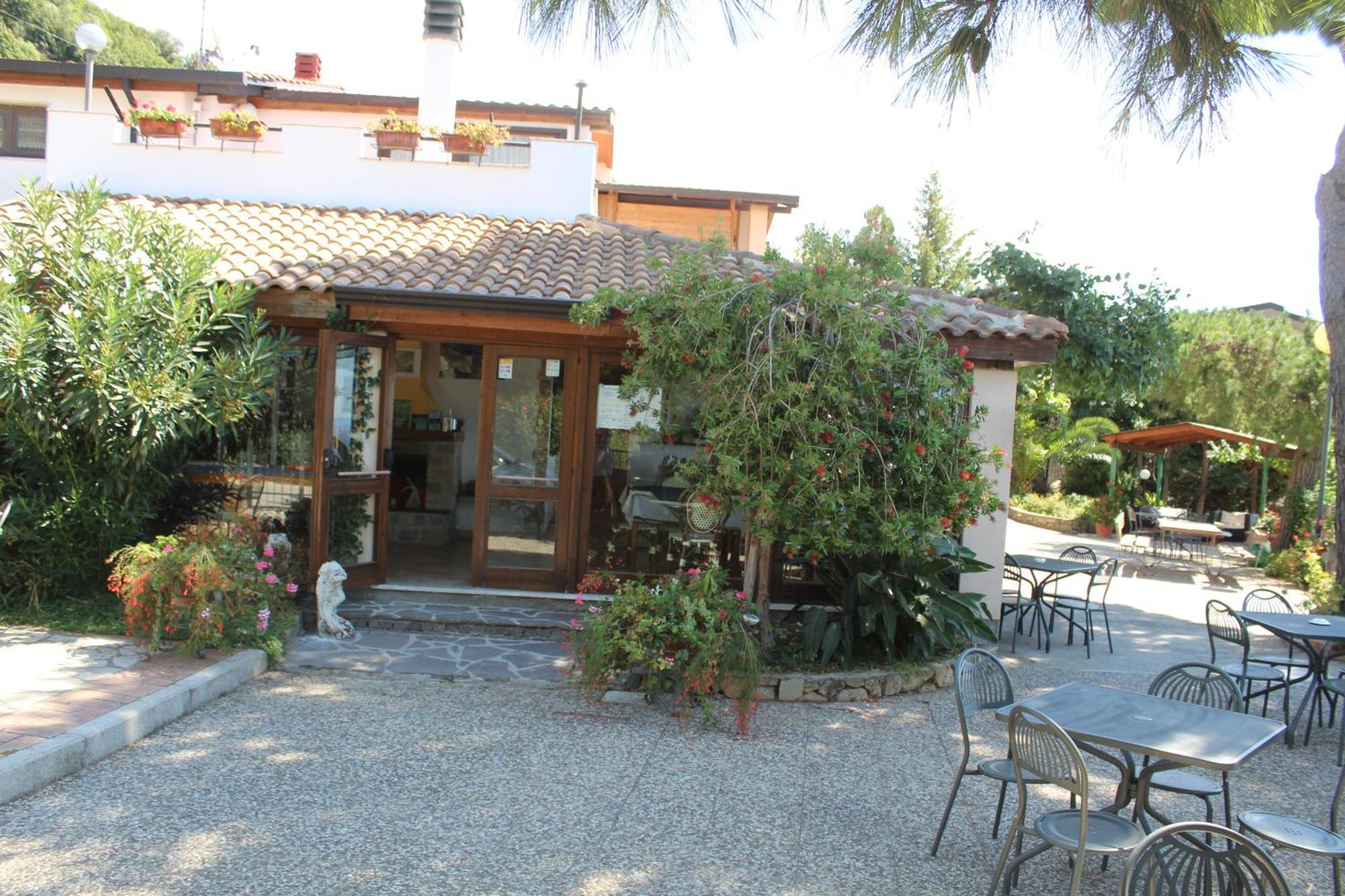 Villa Incanto B&B Caprioli Bagian luar foto