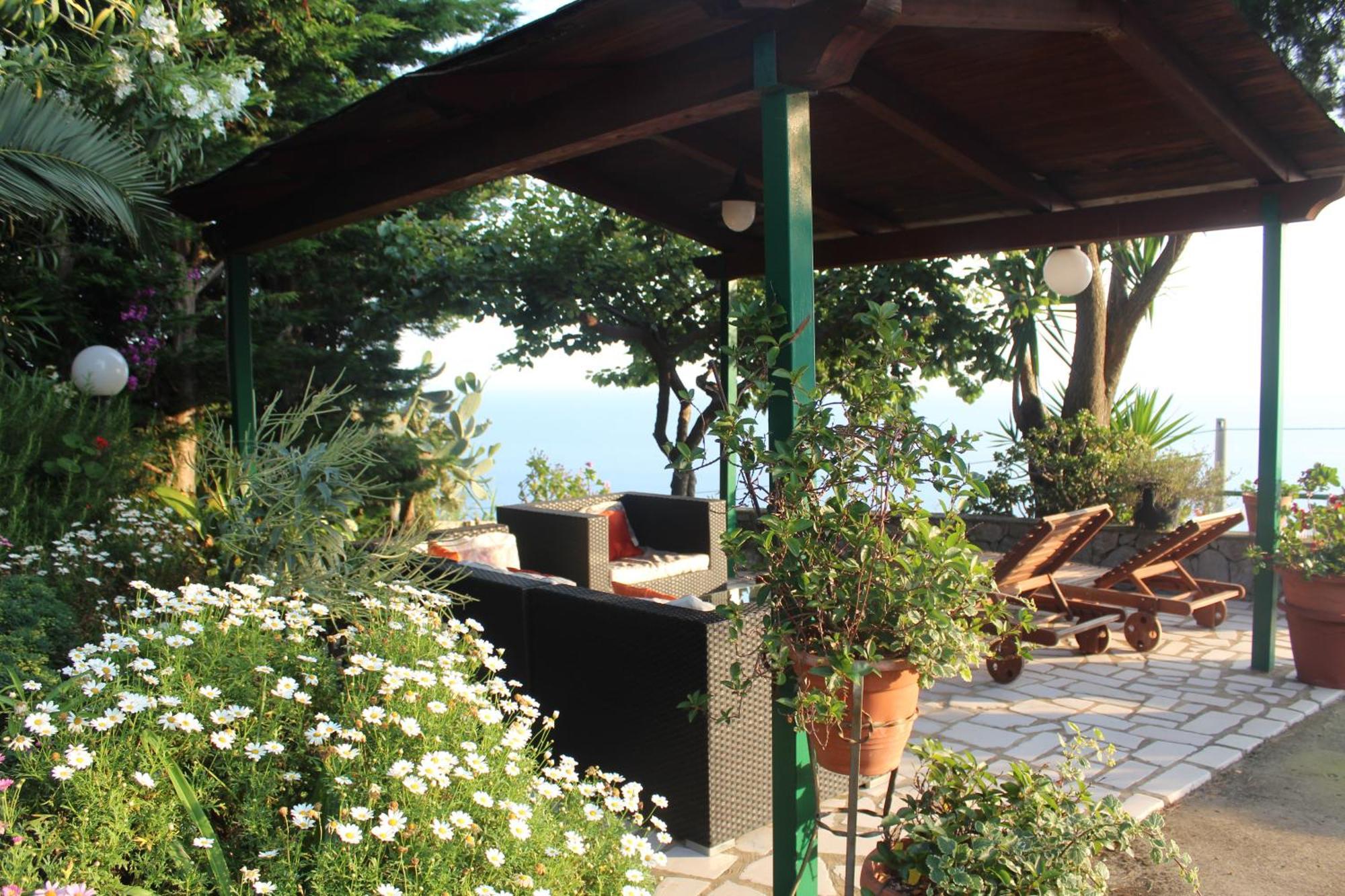 Villa Incanto B&B Caprioli Bagian luar foto