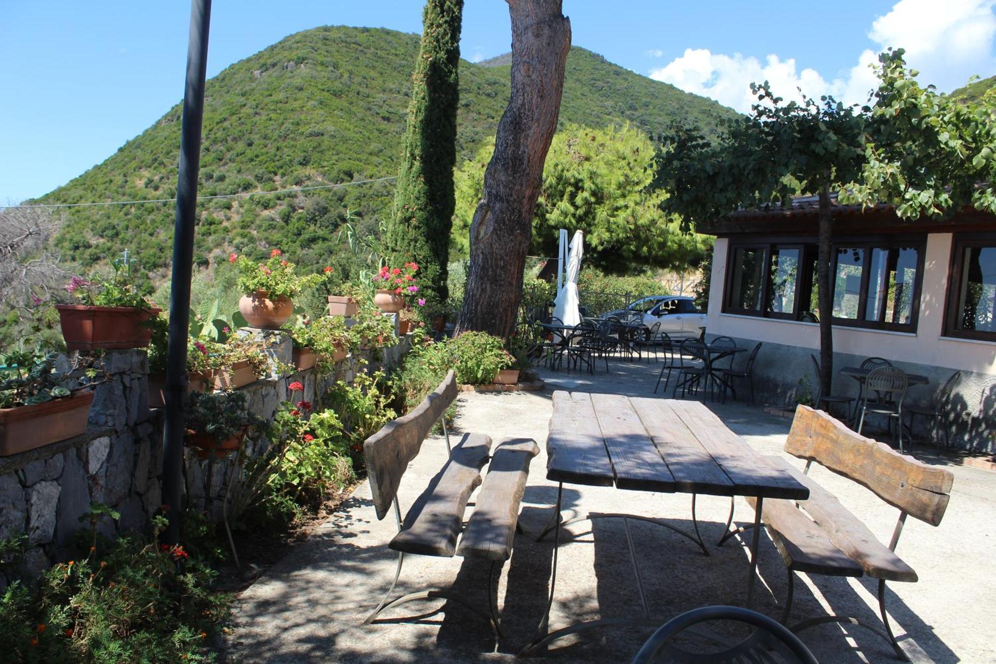 Villa Incanto B&B Caprioli Bagian luar foto