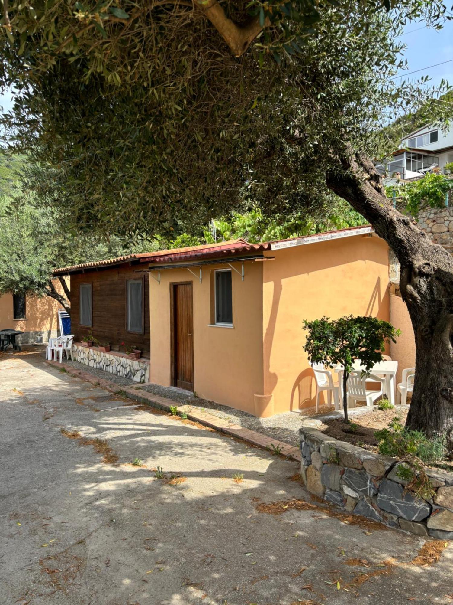 Villa Incanto B&B Caprioli Bagian luar foto